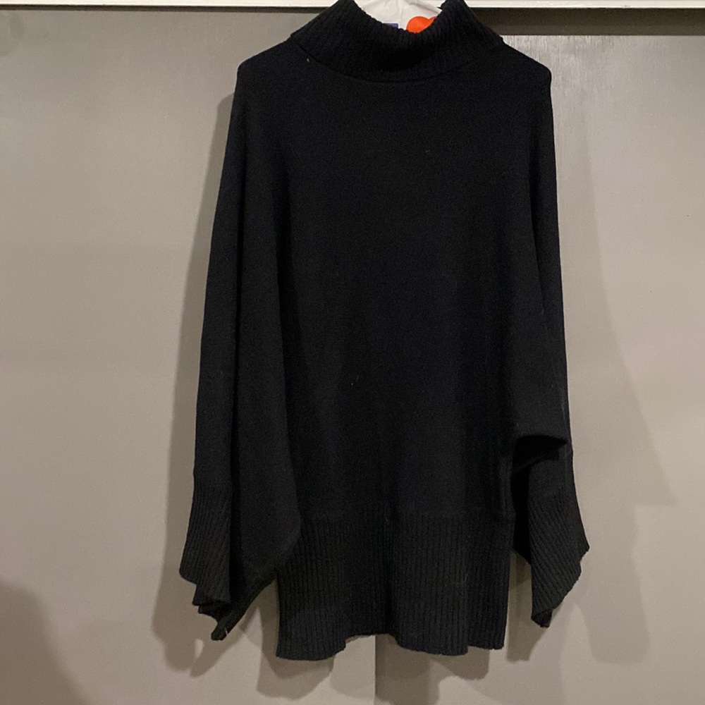 Mercer and Madison wide sleeve turtleneck, black sweater, size small
